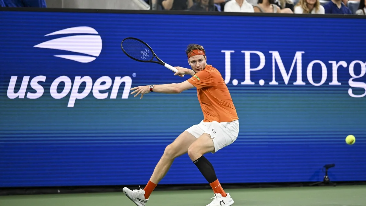Александр Бублик вышел в третий круг US Open-2026