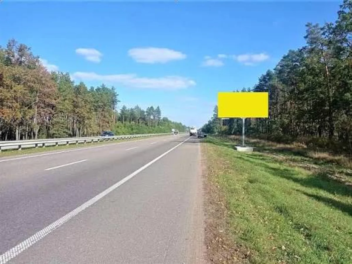 В Алматы государству вернули 649 незаконно выданных под билборды участков