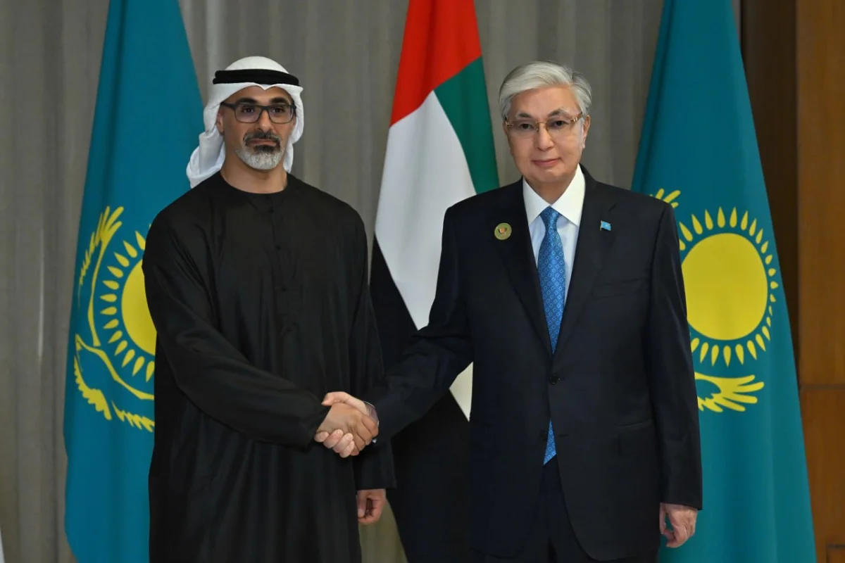 Мемлекет басшысы Абу Дабидің Тақ мұрагері Халед бен Мұхаммед Әл Наһаянмен кездесті