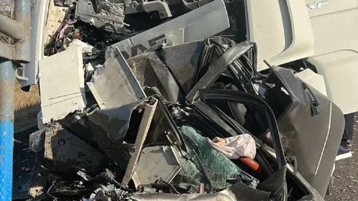 Үш көлік соқтығысып, бір адам қаза тапты