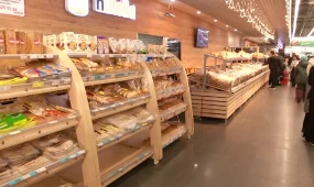 Сразу в 42 крупных магазинах Карагандинской области снизились цены на основные продукты питания