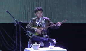 "Қола домбыра-2025" жас ақындар айтысы өтті