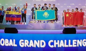 Қазақстандық оқушылар Панамада өткен робототехника чемпионатында төрт дүркін әлем чемпионы болып танылды