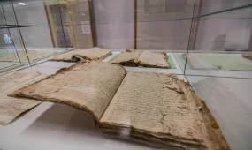 Қазақстанда көне кітаптарды қалпына келтіруде қағаз құю әдісі енгізілді