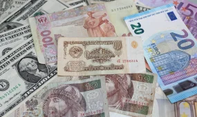 Доллар снизился: свежие курсы валют в обменниках Астаны и Алматы на 5 ноября