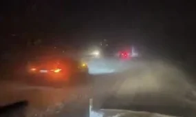 Дорогу закрыли из-за непогоды в Карагандинской области