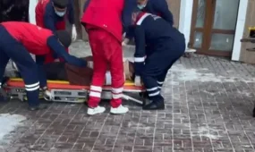 Лифт рухнул в столичном ЖК: один погиб, двое пострадали