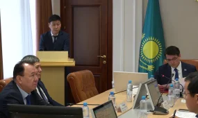 Чиновнику из Уральска объявлен выговор за распитие спиртных напитков на улице