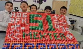 Оқушылар пластик қақпақтардан EcoBox дайындады