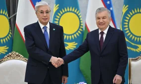 Мемлекет басшысы Өзбекстан Президенті Шавкат Мирзиёевпен келіссөз жүргізді