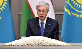 Казахи и узбеки – братские народы и дружественные соседи, - Токаев