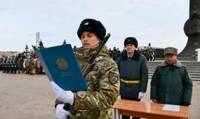 Присяга в столице: более 200 солдат поклялись служить Родине