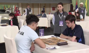 Алматыда жасөспірімдер арасындағы Тоғызқұмалақтан Әлем чемпионаты басталды