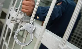 Медицина қызметкерлеріне шабуыл жасағандарға жаза күшейеді