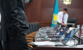 42 лауазымды қызметкерге айыппұл салынды