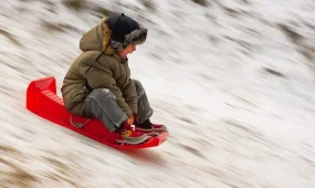 Дождливые, снежные и ветреные выходные прогнозируют синоптики