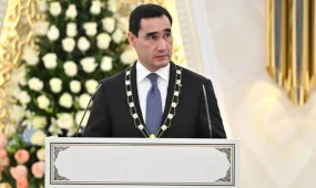 Токаев наградил Бердымухамедова орденом «Алтын Қыран»