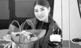 100 тысяч медиков почтили память Улданы Мырзуан