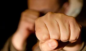 Ревнивца из Семея приговорили к 400 часам общественных работ