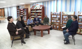 «Кітап оқитын ұлт» жобасына мемлекеттік қызметшілер де белсенді қатысып жатыр