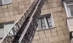 Балалар қамалып қалды