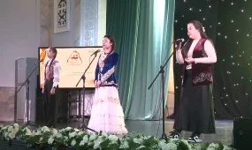 «Тұлпар мініп, ту алған!»: қарағандылық 39 оқушы 114 бет жыр жаттады