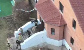 В Кокшетау спасатели эвакуировали 49 человек из-за задымления в детском саду