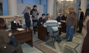 Более 100 семей получили помощь от партии «Amanat» в городе Сарань Карагандинской области