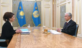 Глава государства принял в Акорде Аиду Балаеву