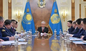 Токаев провел совещание по дисциплине и правопорядку в армии