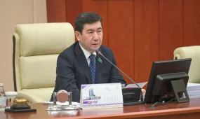 "Өңірлердегі тұрғындардың мыңдаған талап-тілегі мен сұрағына, өкінішке қарай мардымды жауап алған жоқпыз", - Ерлан Қошанов