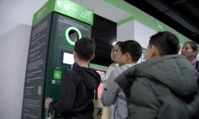 Астаналық оқушылар эко-хабта қалдықты қайта өңдеуді үйренді