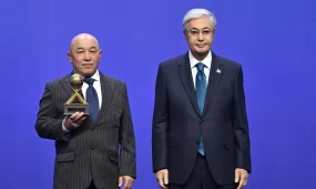 Президент «Алтын сапа» және «Парыз» байқауларының лауреаттарын марапаттады