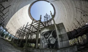 Чернобыль АЭС-нің қаптамасы дрон соққысынан кейін радиациядан қорғауын тоқтатты