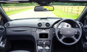 Привычка, которая убивает коробку передач: механики объяснили, чего нельзя делать за рулём