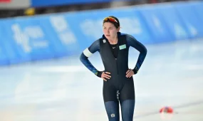 Казахстанские конькобежцы завоевали 11 медалей на юниорском этапе Кубка мира в Италии