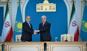 Қасым-Жомарт Тоқаев пен Масуд Пезешкиан Бірлескен мәлімдеме қабылдады