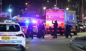 16 человек убиты во время теракта на пляже в Сиднее