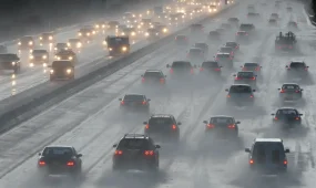 Штормовые предупреждения объявлены по всему Казахстану в День Независимости