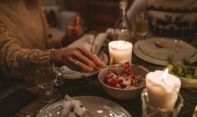 70 тысяч тенге? Реальная стоимость новогоднего стола в Казахстане