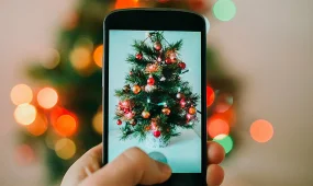 Об опасных новогодних открытках предупредило МВД