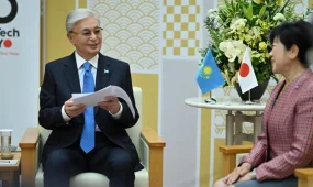 Токио губернаторы Қазақстан Президентін қазақ тілінде қарсы алды