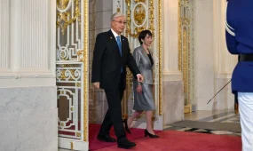 Қасым-Жомарт Тоқаев Акасака мемлекеттік сарайына келді