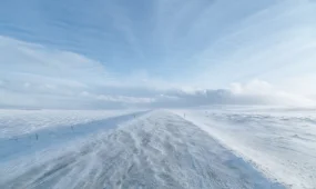 На трассе под Койбагором спасены трое человек, включая граждан Китая