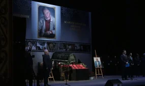 Алматыда Асанәлі Әшімовті соңғы сапарға шығарып салу рәсімі өтті