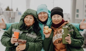 Молодежь по-особенному поздравляет рабочих специалистов с Новым годом