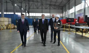 Мемлекет басшысы Tausogar зауытында болды