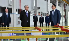 Президент Besqaru зауытымен танысты