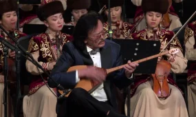 Қазақстанның Еңбек сіңірген әртісі, күйші-композитор С.Тұрысбектің «Көңіл толқыны» атты шығармашылық кеші өтті