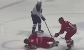 «Бей своих, чтобы чужие боялись»: Лукашенко прокомментировал падение на льду